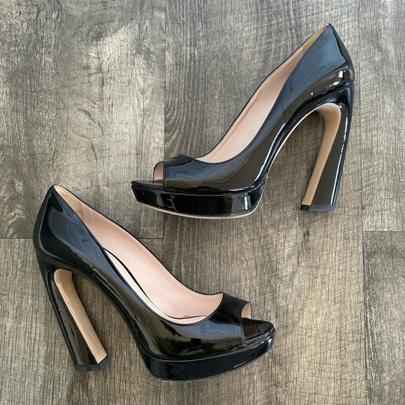 Miu Miu Patent Leather Pumps ♟️ - Picture 10 of 16